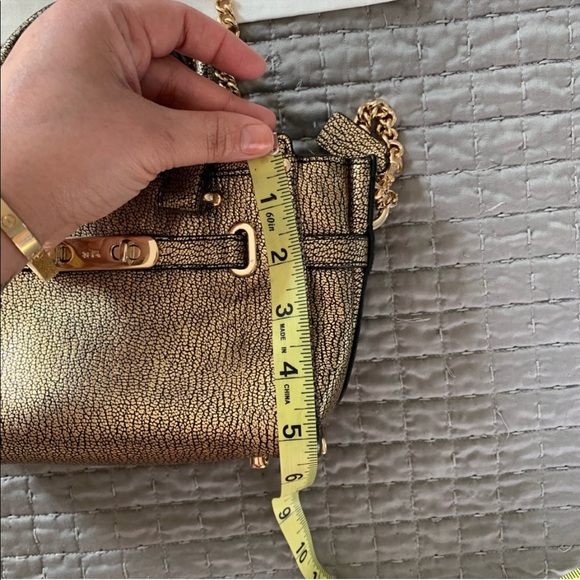 Auth Rare Coach Metallic Swagger Crossbody Purse - Picture 6 of 8